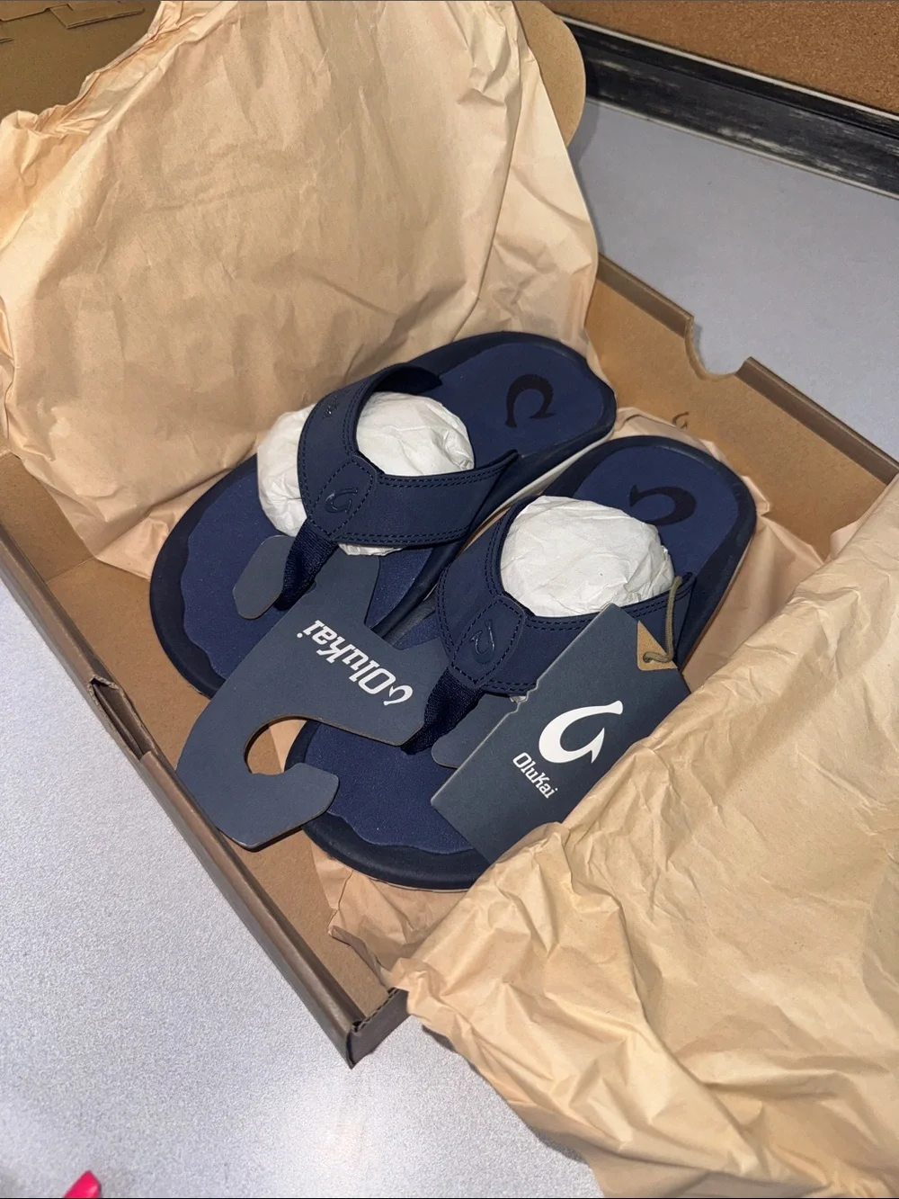 OluKai navy flip